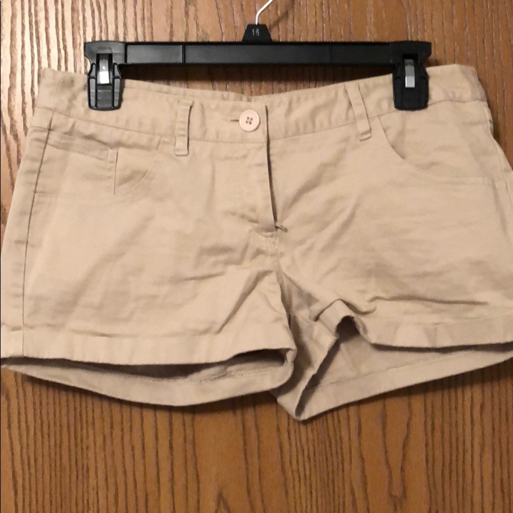 Low rise khaki shorts